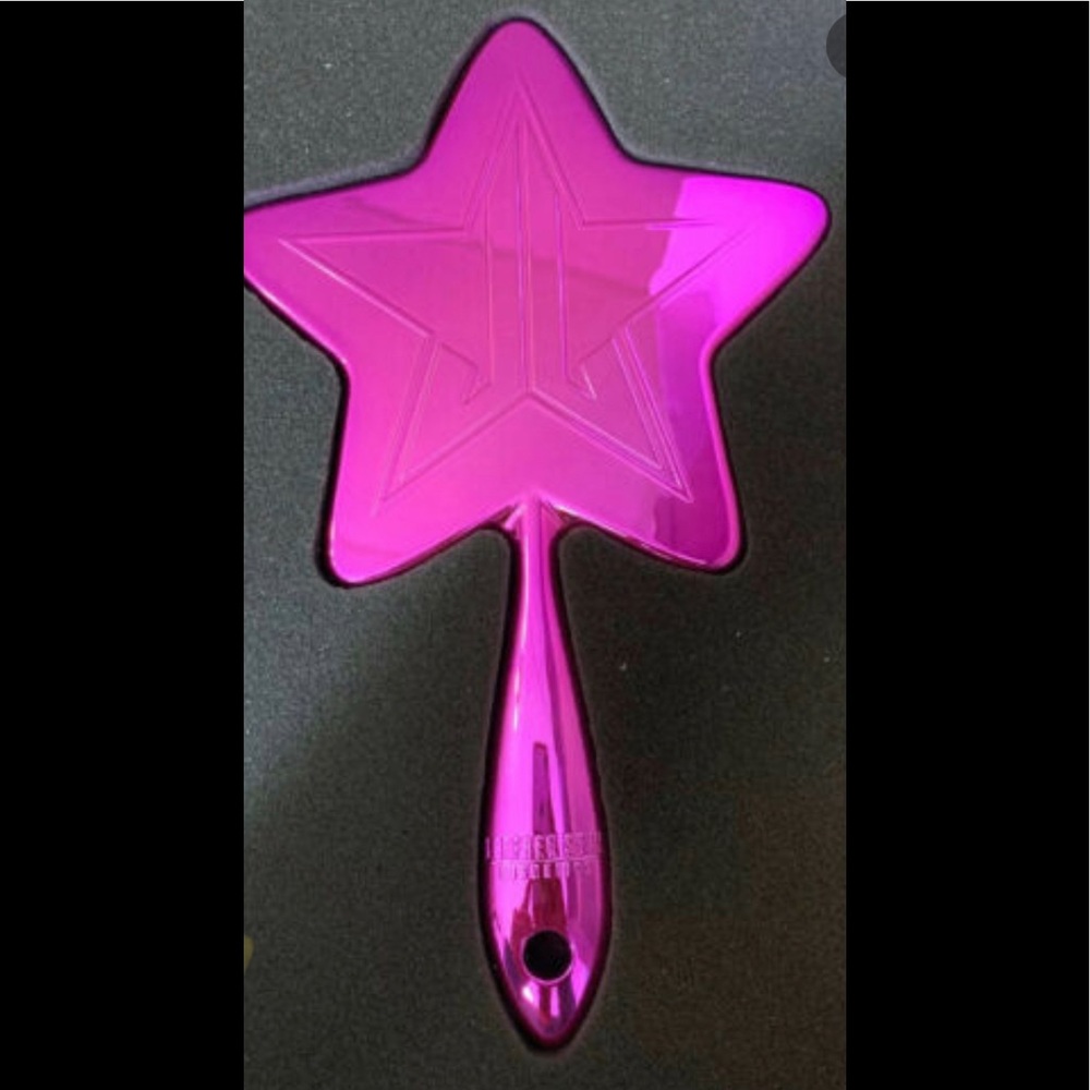 *not sold any longer -Chrome Magenta Jeffree Star factory sealed